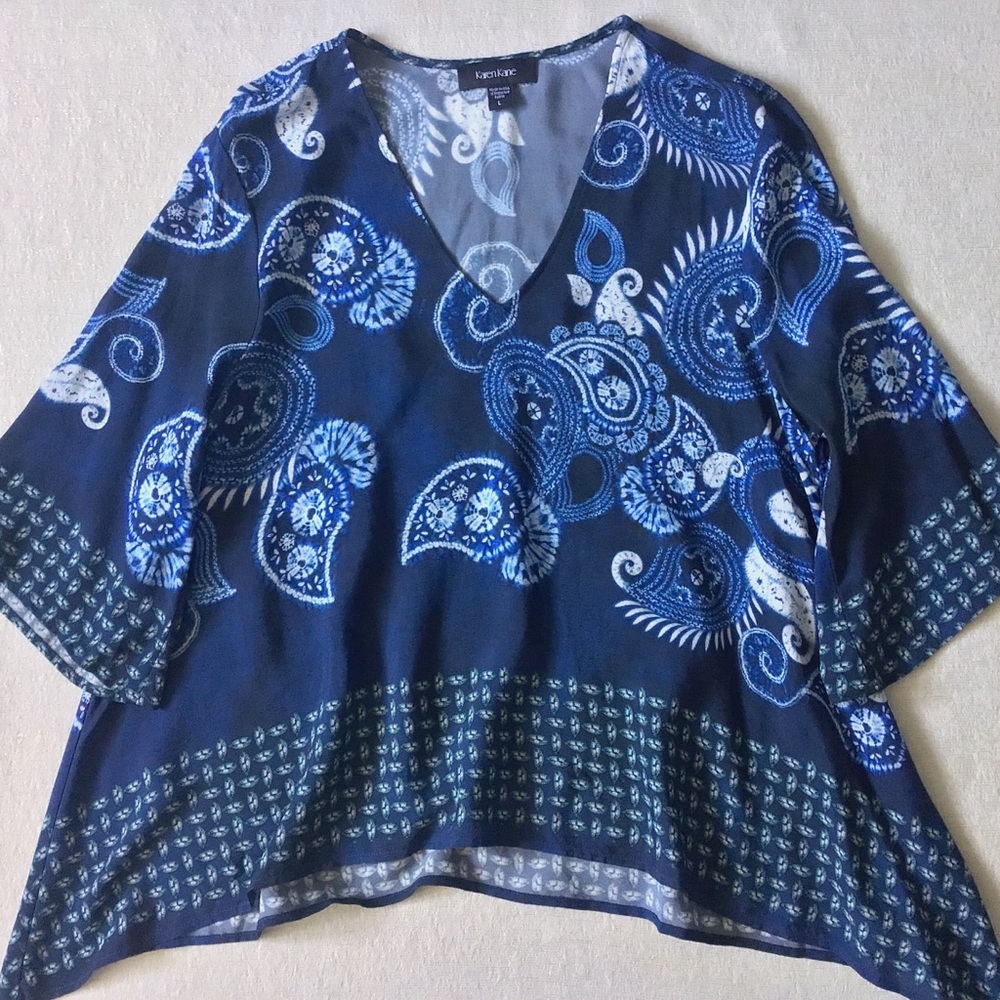 NEW Karen Kane Riviera Border Print Top Woman’s Size Large Blue Paisley Print - Picture 2 of 11